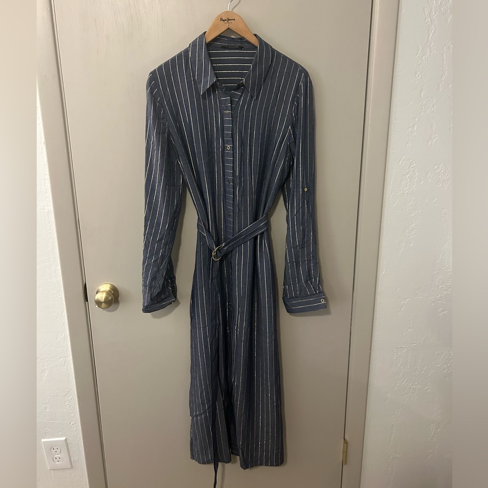 Tahari, Size M, Blue Dress with Gold Stripes